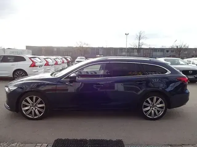 Gebraucht Mazda 6 Exclusive-Line 194 PS (142 kW) 2023 Deep crystal blue Kombi