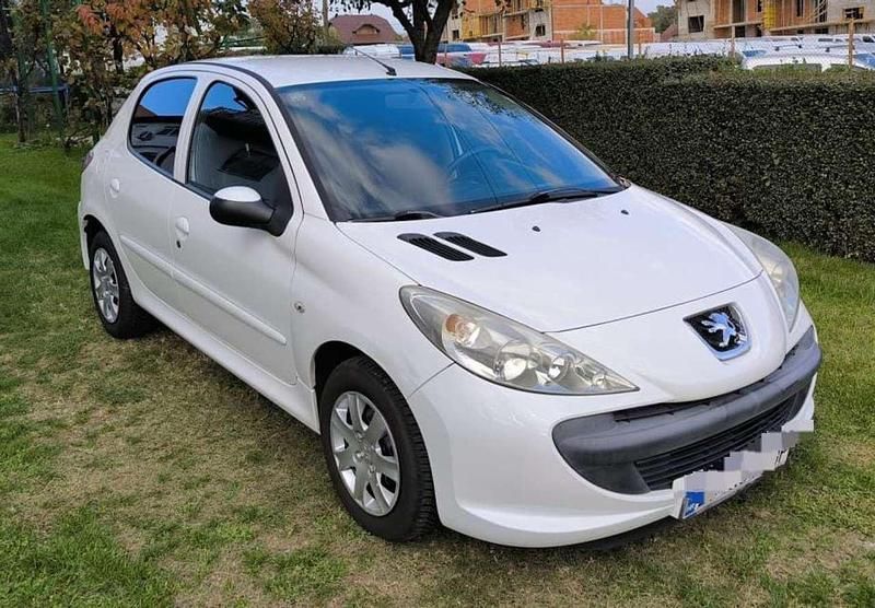 Gebraucht Peugeot 206 73 PS (53 kW) 2012 Limousine