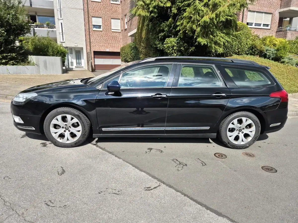 Gebraucht Citroën C5 163 PS (119 kW) 2014 Schwarz Kombi