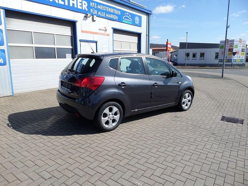 Gebraucht Kia Venga Edition 7 125 PS (91 kW) 2015 Grau Kleinwagen