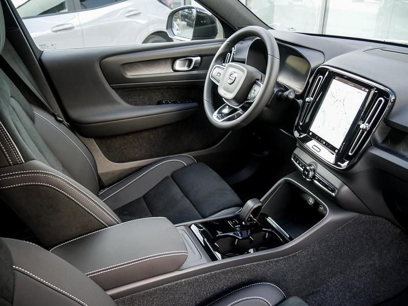 Gebraucht Volvo XC40 Plus 300 kW (408 PS) 2024 Schwarz SUV