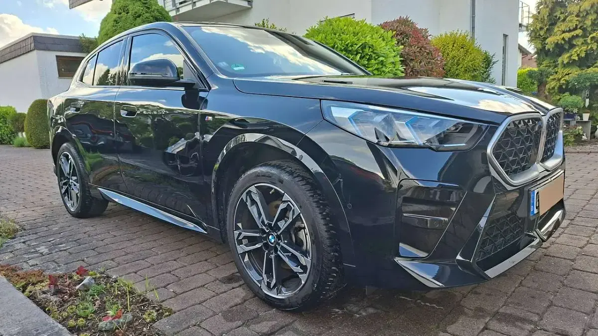 Gebraucht BMW X2 Luxury Line 170 PS (125 kW) 2024 Schwarz SUV