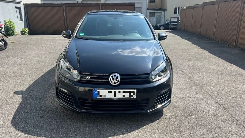Schwarz Gebraucht 2011 VW Golf VI R Limousine | 12.900 € (Fairer Preis) - Bild 1/4
