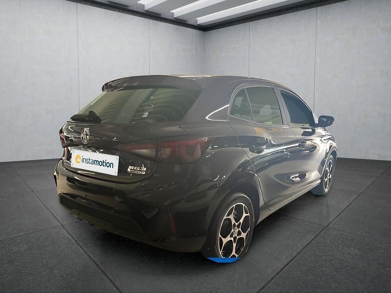 Gebraucht MG MG3 116 PS (85 kW) 2024 Schwarz Kleinwagen