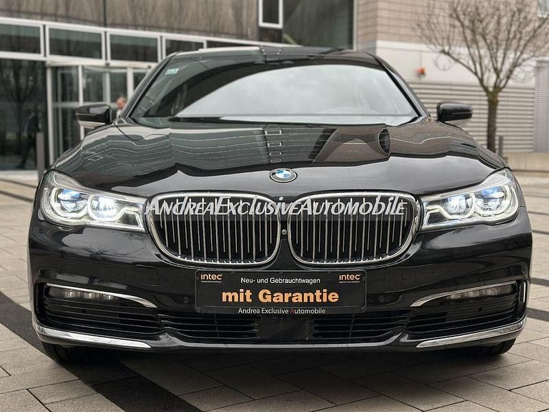 Gebraucht BMW 730 Performance 265 PS (194 kW) 2017 Schwarz Limousine