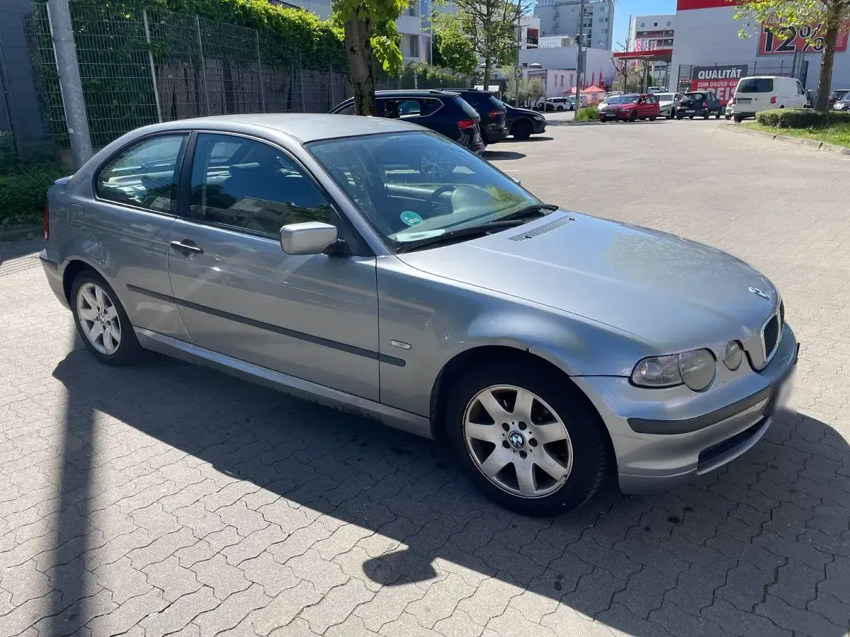 Gebraucht BMW 316 116 PS (85 kW) 2003 Schwarz Coupé