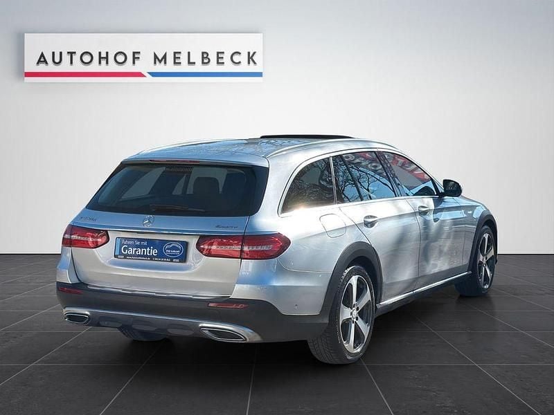 Gebraucht Mercedes E220 All-Terrain 194 PS (142 kW) 2017 Silber Kombi