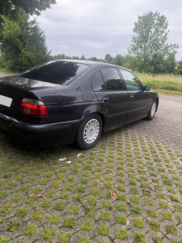 Schwarz Gebraucht 1997 BMW 528 Limousine | 3.800 € (Superpreis) - Bild 1/4