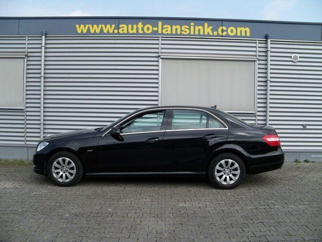 Gebraucht Mercedes E350 265 PS (194 kW) 2012 Schwarz metallic Limousine