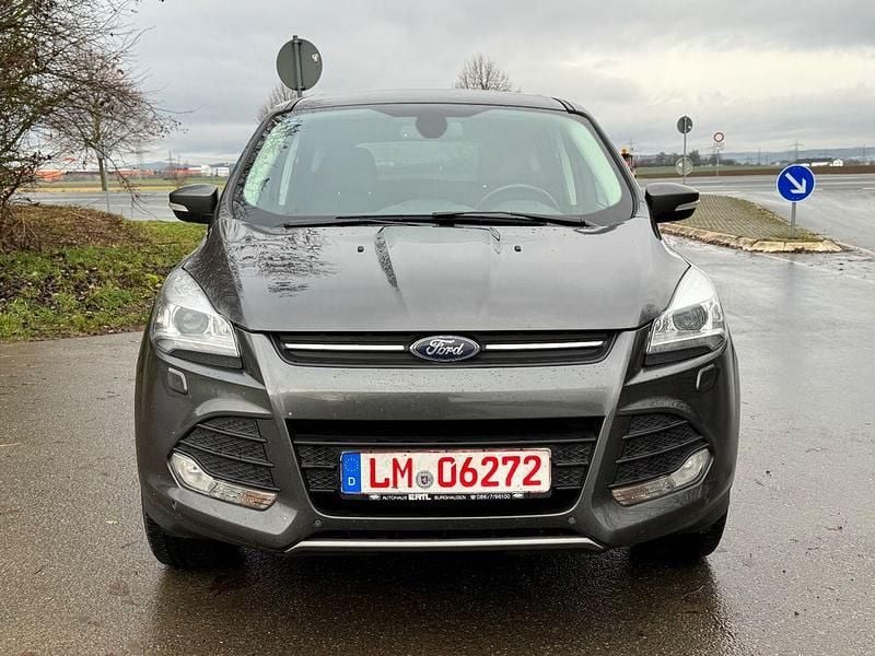 Grau Gebraucht 2015 Ford Kuga SYNC Edition SUV | 6.999 € (Superpreis) - Bild 1/4