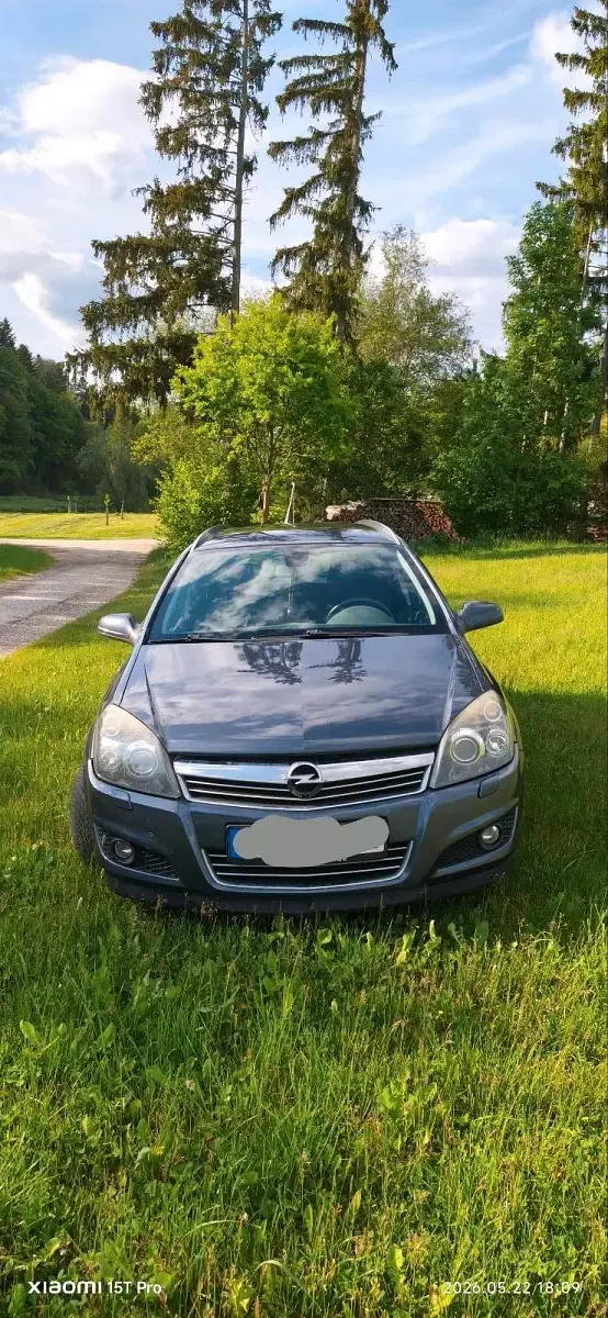 Gebraucht Opel Astra Innovation 140 PS (102 kW) 2009 Blau Kombi