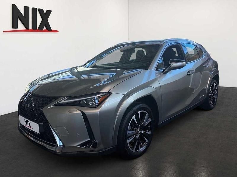 Silber Gebraucht 2022 Lexus UX 250h Luxury Line SUV | 33.330 € (Teuer) - Bild 1/4