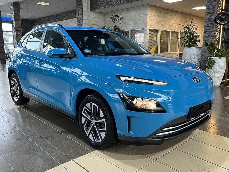 Blau Gebraucht 2021 Hyundai Kona SUV | 14.750 € (Superpreis) - Bild 1/4