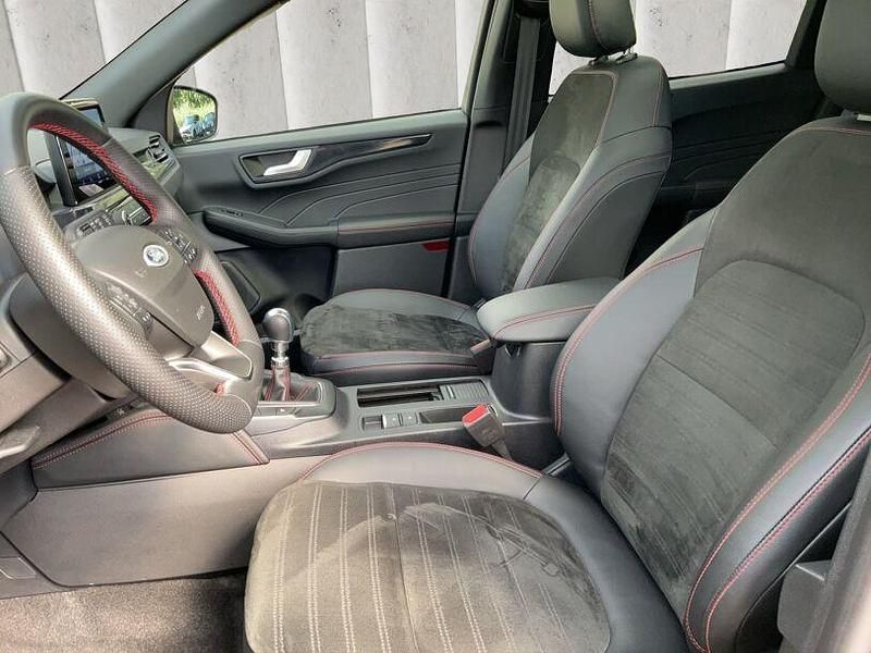 Gebraucht Ford Kuga ST-Line X 150 PS (110 kW) 2024 Schwarz SUV