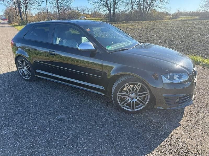 Gebraucht Audi S3 Design 265 PS (194 kW) 2008 Schwarz Limousine