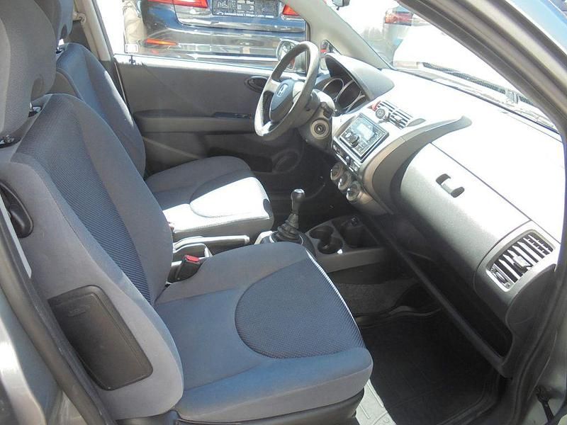 Gebraucht Honda Jazz Cool 77 PS (56 kW) 2007 Silber Kleinwagen