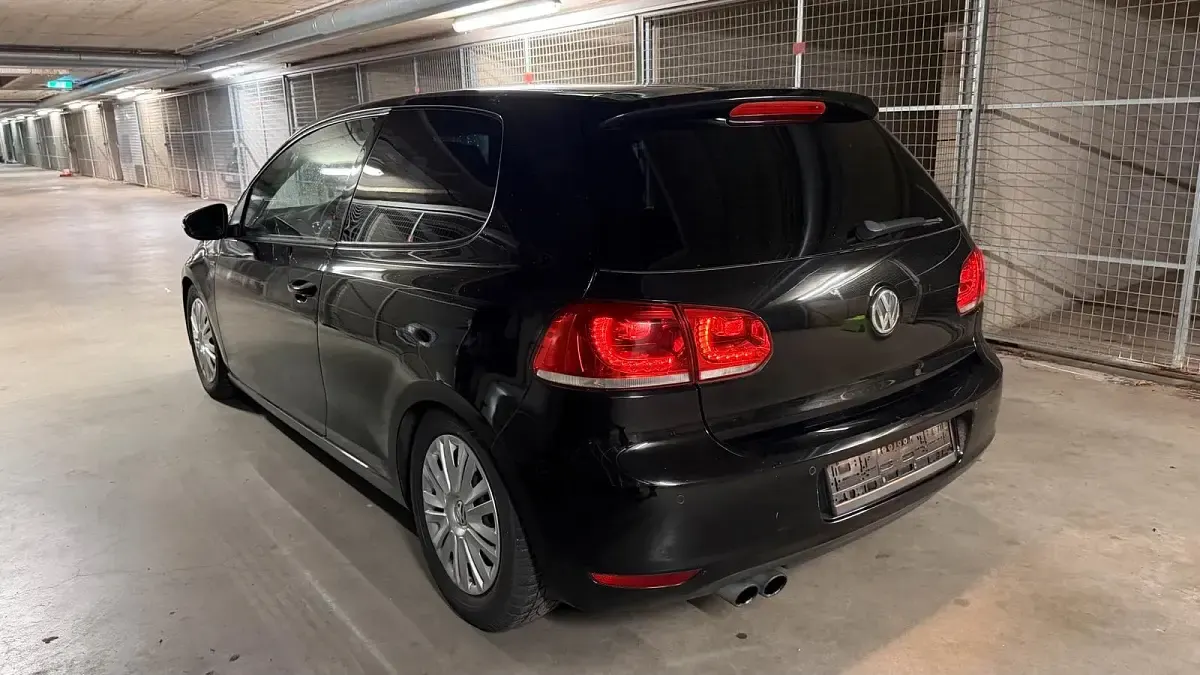 Używany VW Golf Match 122 KM (89 kW) 2012 Czarny Coupe