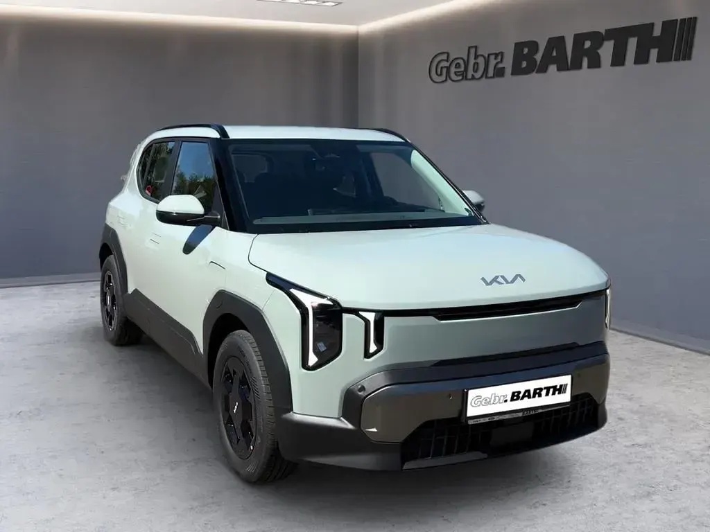 Neu Kia EV2 Earth 106 kW (145 PS) 2026 Grau SUV
