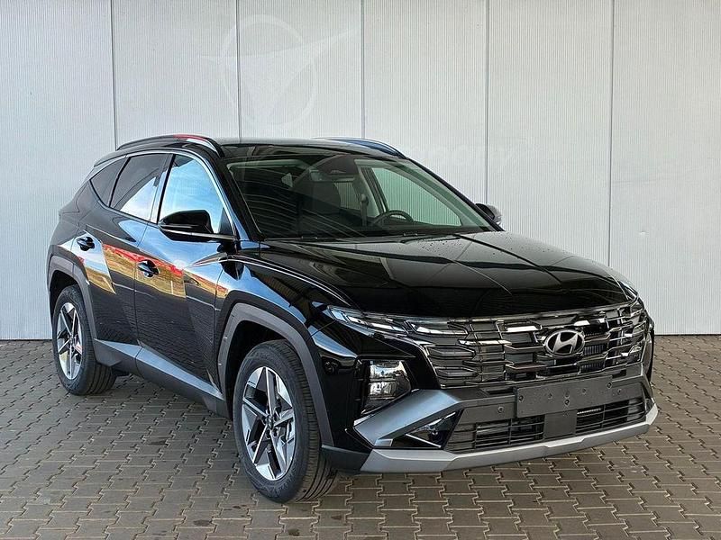 Neu Hyundai Tucson 160 PS (117 kW) 2025 Schwarz SUV