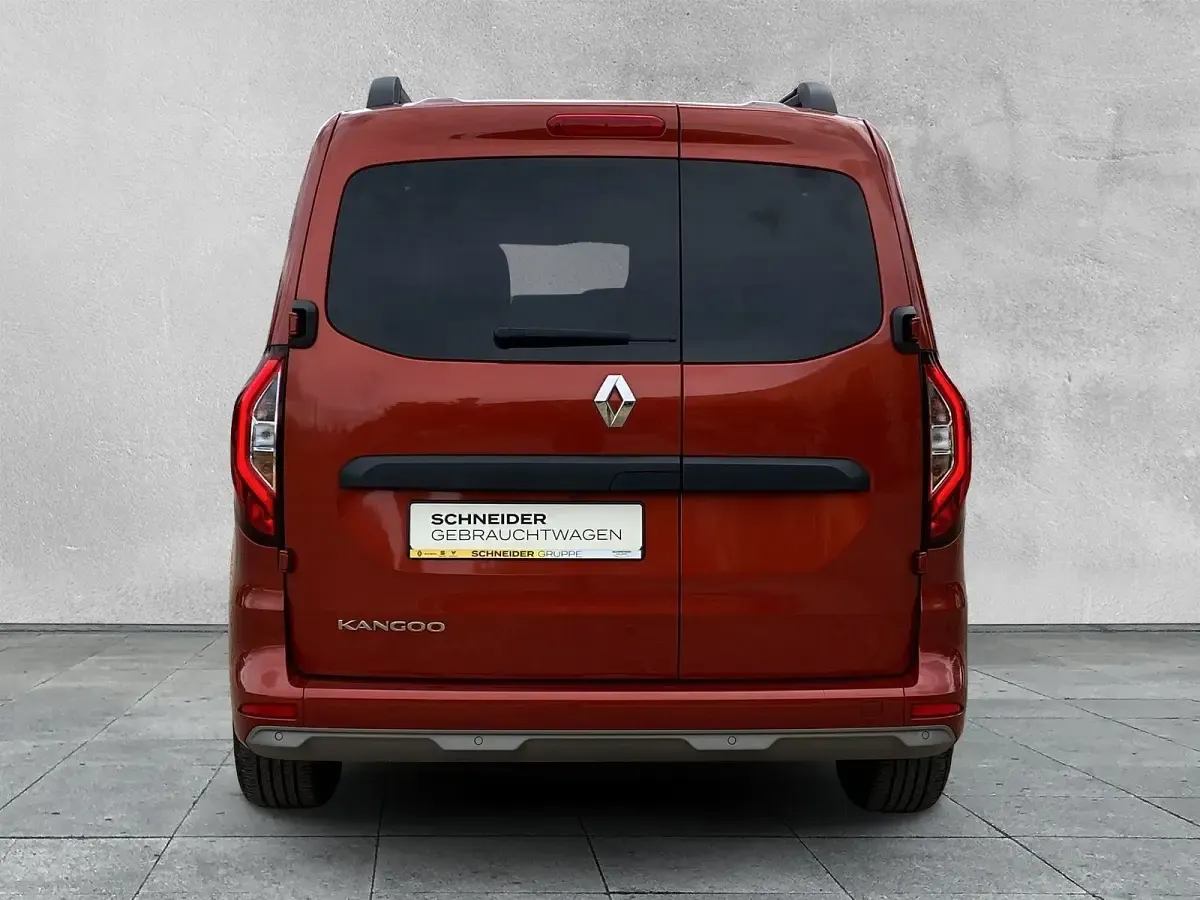 Gebraucht Renault Kangoo Techno 131 PS (96 kW) 2024 Braun Van / Kleinbus
