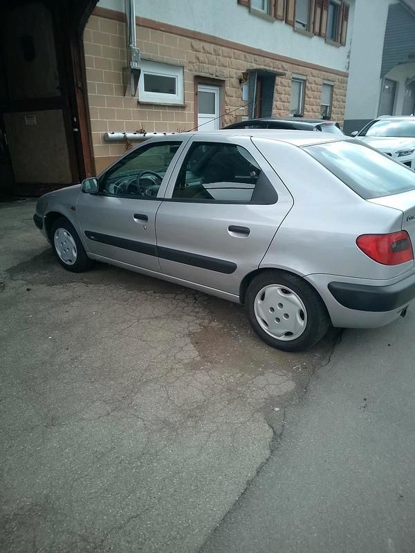 Gebraucht Citroën Xsara 90 PS (66 kW) 1997 Silber Coupé