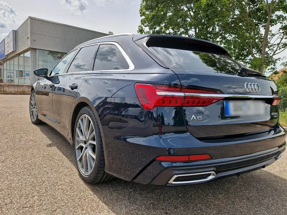 Gebraucht Audi A6 S-Line 248 PS (182 kW) 2019 Blau Kombi