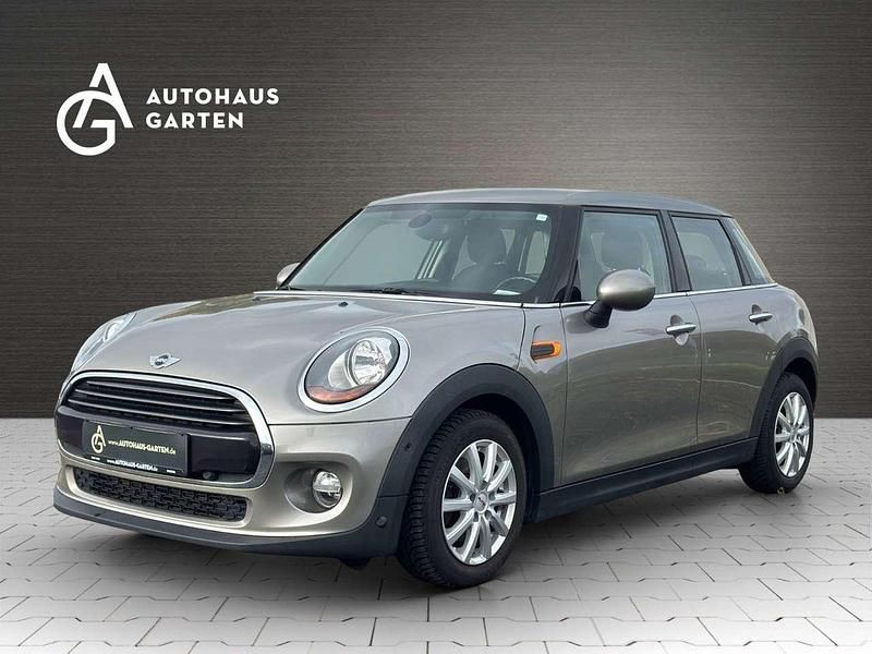 Melting silver metallic Gebraucht 2017 Mini Cooper D Kleinwagen | 9.950 € (Fairer Preis) - Bild 1/3