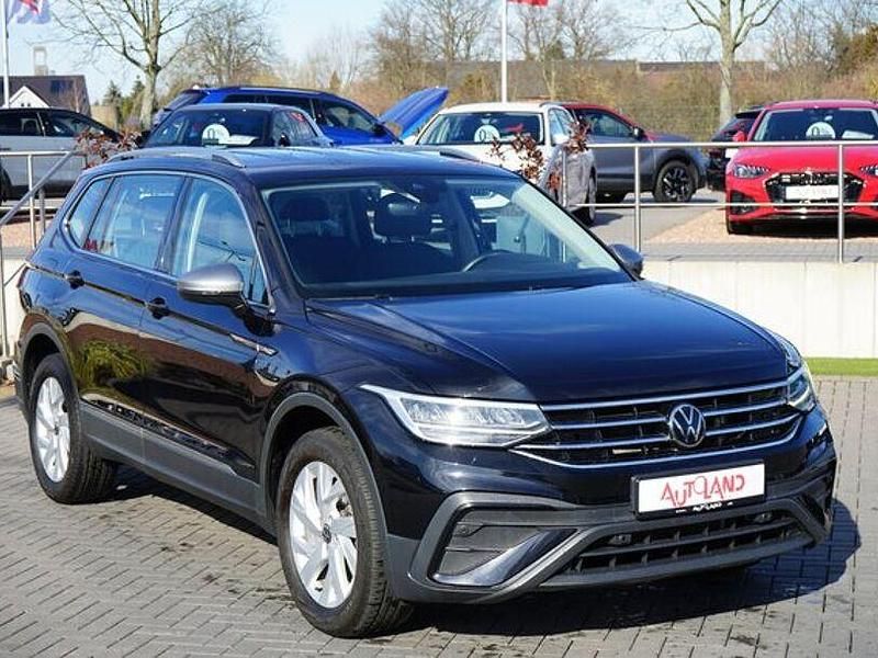 Gebraucht VW Tiguan Allspace Life 150 PS (110 kW) 2022 Schwarz SUV
