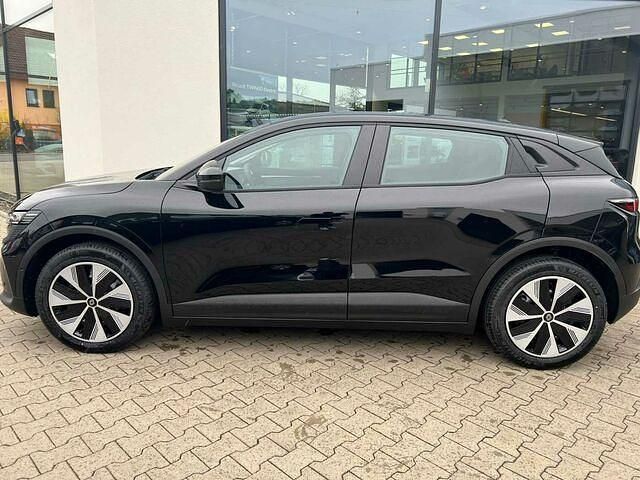 Second-hand Renault Megane E-Tech 96 kW (131 CP) 2024 Andere farbe Hatchback