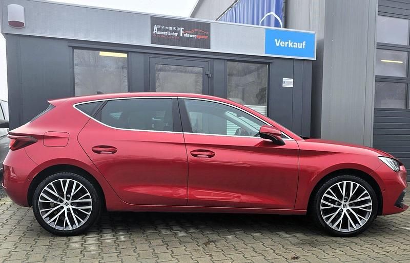 Gebraucht Seat Leon XCELLENCE 130 PS (95 kW) 2020 Rot Limousine