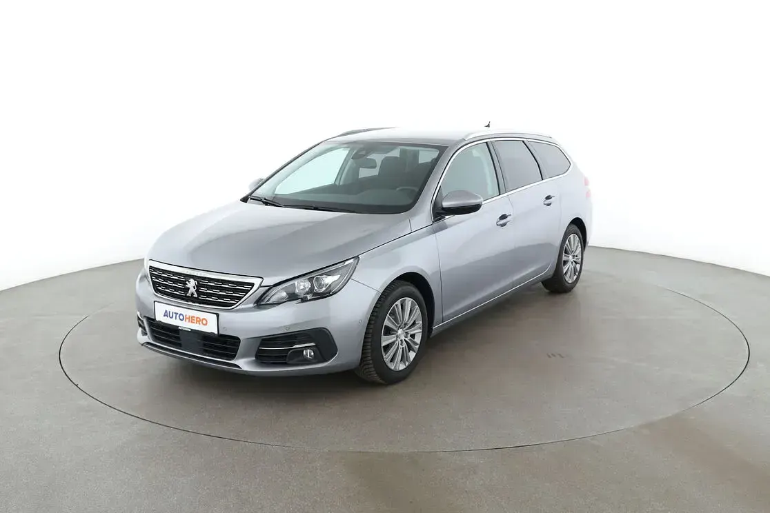 Gebraucht Peugeot 308 Allure 131 PS (96 kW) 2021 Kombi