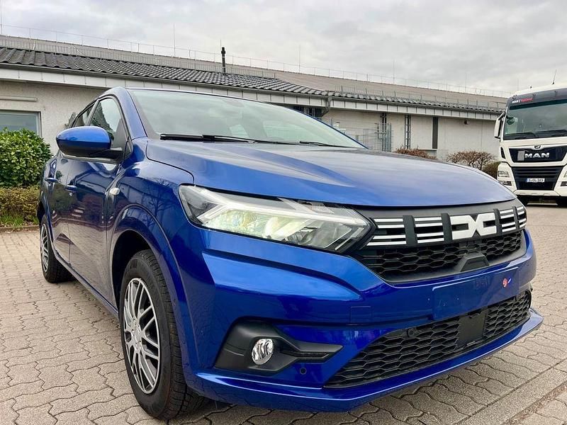 Gebraucht Dacia Sandero Expression 91 PS (66 kW) 2024 Blau SUV