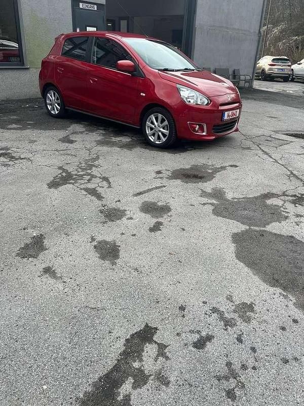 Gebraucht Mitsubishi Space Star 80 PS (58 kW) 2013 Van / Kleinbus