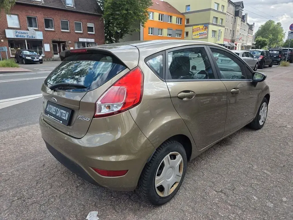 Gebraucht Ford Fiesta SYNC Edition 75 PS (55 kW) 2015 Braun Kleinwagen