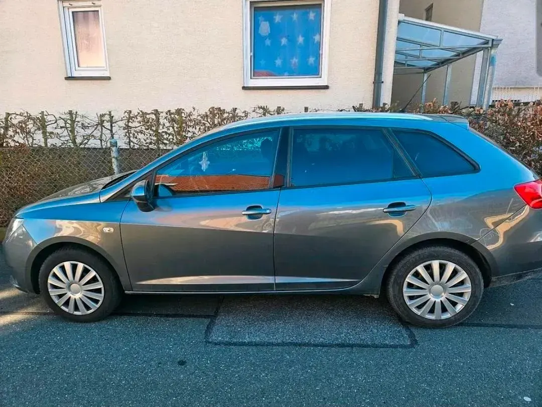 Gebraucht Seat Ibiza ST 105 PS (77 kW) 2013 Grau Kombi