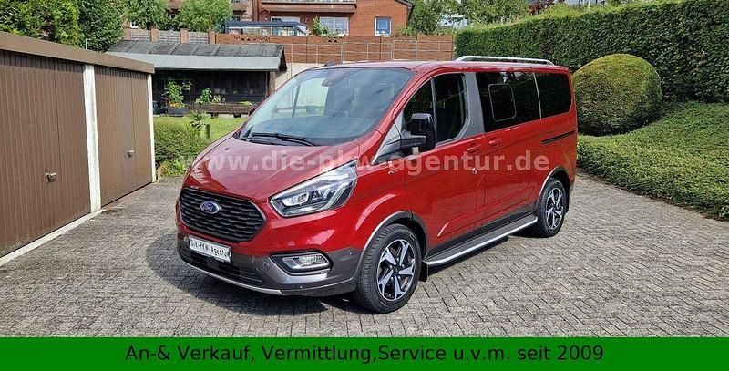 Rot Gebraucht 2021 Ford Tourneo Active Kombi | 34.990 € (Superpreis) - Bild 1/4