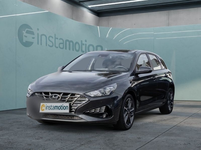 Grau Gebraucht 2023 Hyundai i30 Trend | 19.900 € (Fairer Preis) - Bild 1/4