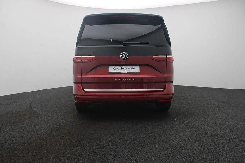 Neu VW Multivan Goal 150 PS (110 kW) 2025 Rot Van