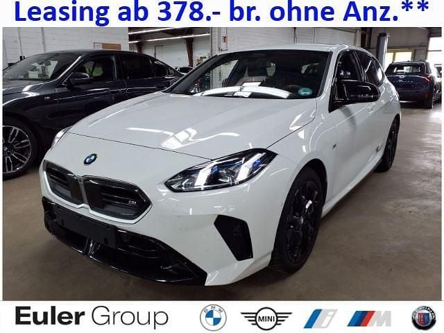 Weiss Gebraucht 2025 BMW M135 Efficient Dynamics Kleinwagen | 39.889 € (Superpreis) - Bild 1/4