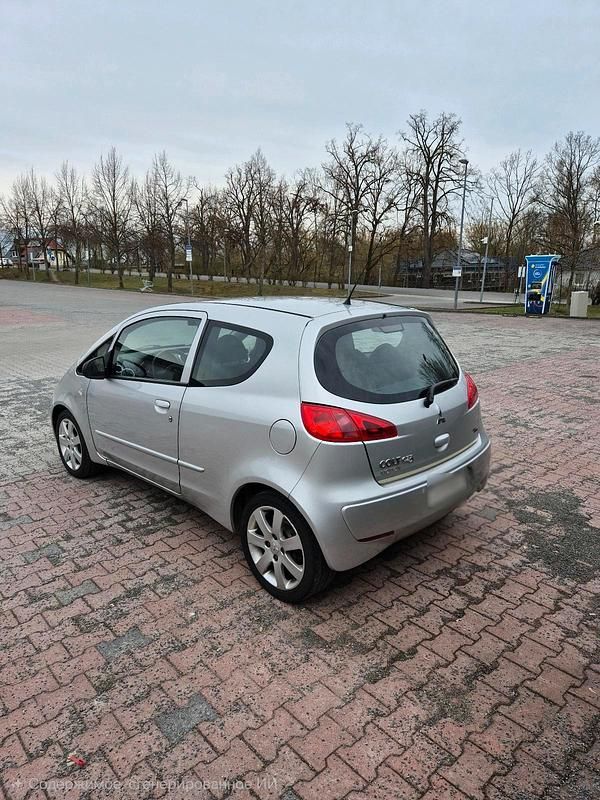 Gebraucht Mitsubishi Colt 75 PS (55 kW) 2007 Silber Kleinwagen