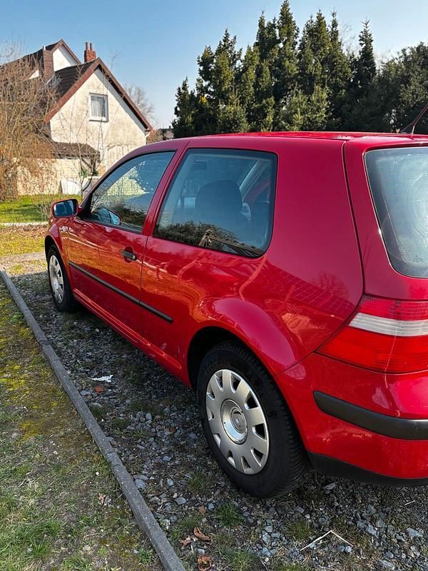 Gebraucht VW Golf IV 75 PS (55 kW) 2003 Rot Kleinwagen