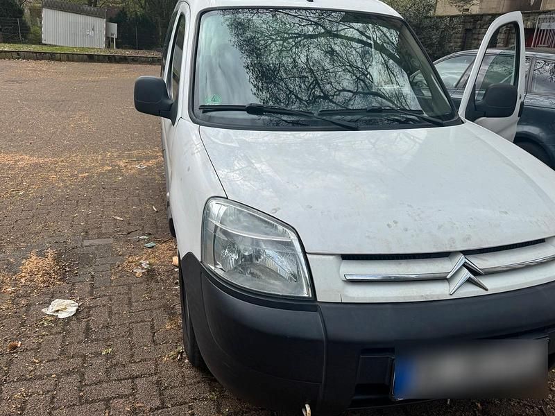 Gebraucht Citroën Berlingo 75 PS (55 kW) 2007 Weiß Van / Kleinbus