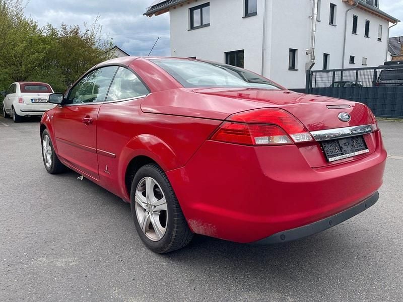 Gebraucht Ford Focus Cabriolet 101 PS (74 kW) 2007 Rot Cabrio