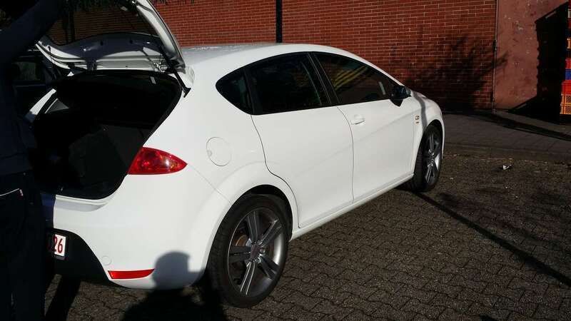 Weiß Gebraucht 2007 Seat Leon FR Limousine | 4.650 € (Etwas zu teuer) - Bild 1/2