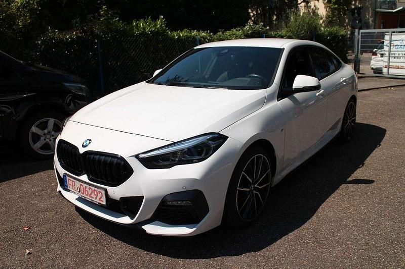 Alpinweiss iii Gebraucht 2022 BMW 218 M Sport Coupé | 23.900 € (Superpreis) - Bild 1/4