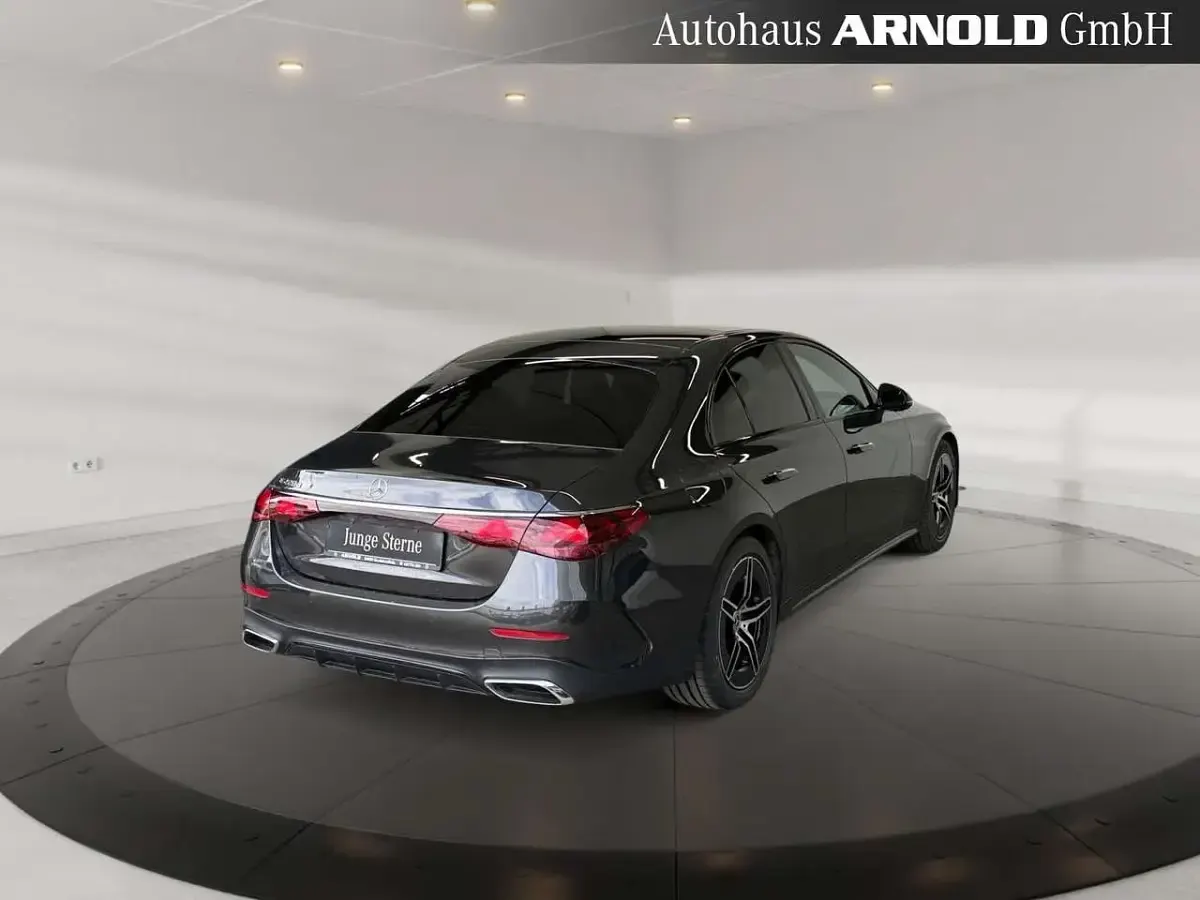 Gebraucht Mercedes E220 AMG line 197 PS (144 kW) 2025 Graphitgrau Limousine