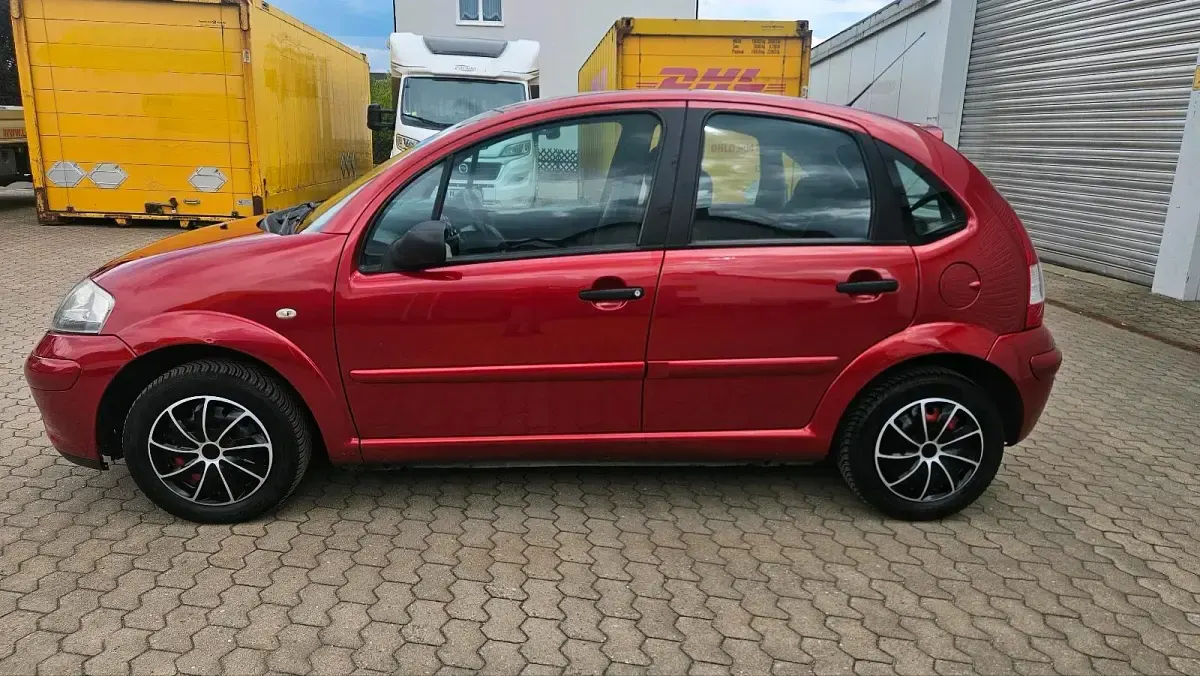 Gebraucht Citroën C3 74 PS (54 kW) 2008 Rot Limousine