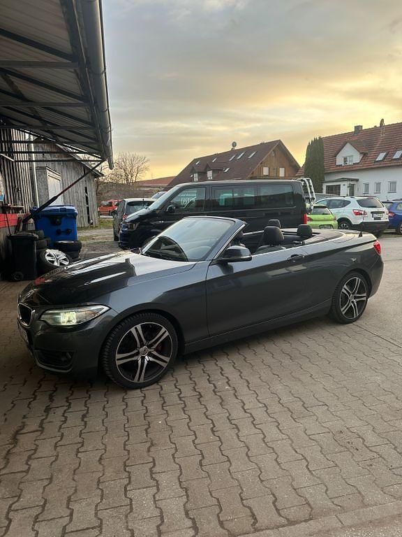 Gebraucht BMW 228 Advantage 245 PS (180 kW) 2015 Grau Cabrio