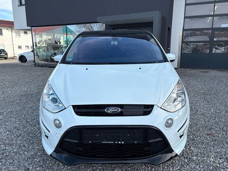 Gebraucht Ford S-MAX Titanium S 163 PS (119 kW) 2011 Weiß Van / Kleinbus