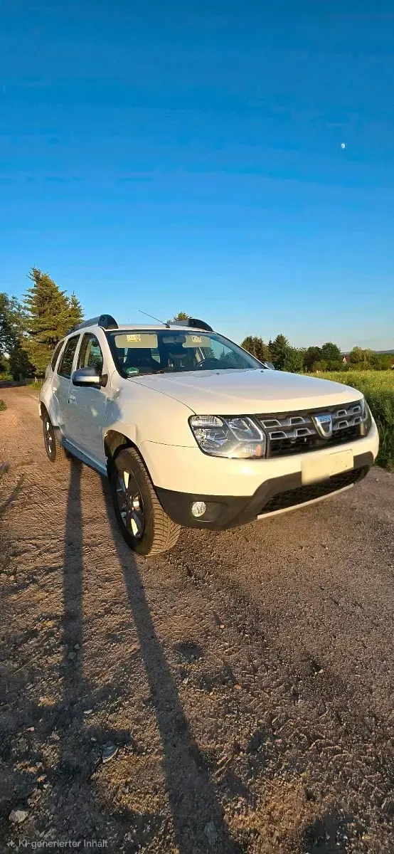 Gebraucht Dacia Duster 125 PS (91 kW) 2015 Weiß SUV